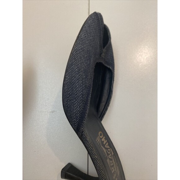 Salvatore Ferragamo medium heel, Women’s US 7.5, Free Shipping - Picture 7 of 7